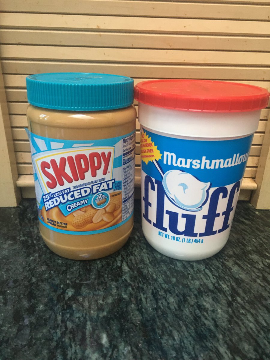 LynchieWCVB's tweet image. Happy National #fluffernutter day!