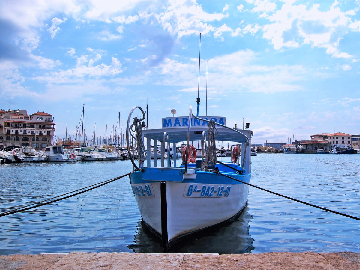 🌊 El Maresme és una comarca de contrastos. La zona de costa compta amb diferents poblets de caire mariner que conserven perfectament la seva essència. Arenys de Mar i Sant Pol de Mar, per exemple, compten amb el títol de vila marinera.⚓
