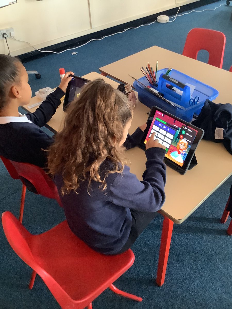 MissT_Whitegate's tweet photo. Enjoying our ‘free time’ (everyone chose TT Rockstars or to carry on our geography learning about trade and how far our food travels) for winning our attendance battle last week! #Highbank https://t.co/qGUvUifTaH