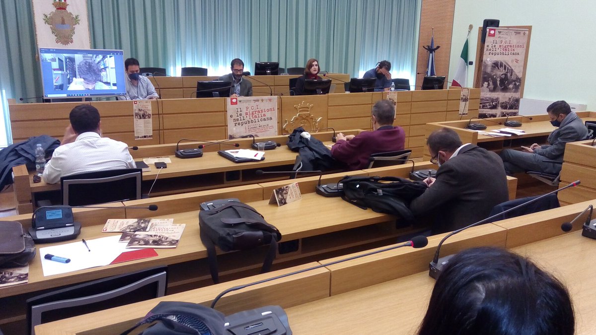 BasilicataFutur's tweet photo. #CentenarioPCI...Il PCI e le migrazioni nell'Italia repubblicana...diretta ⏩📽 https://t.co/ivcW9KtCim https://t.co/9KM0IlRuVL
