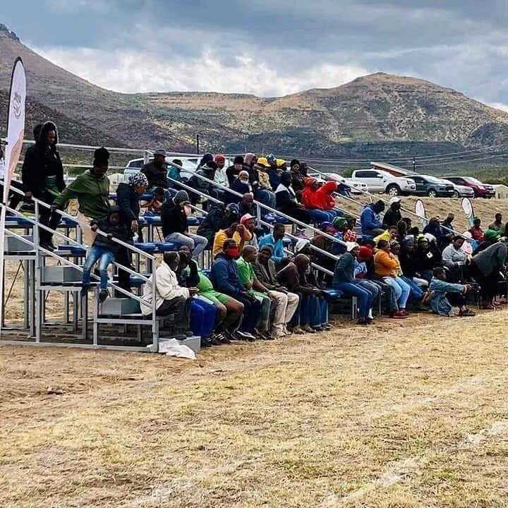 Sakhilemngadi's tweet photo. R13m Saldahna Stadium Project by the @Our_DA led Saldahna Bay Municipality in 2016

VS

R15m Enoch Mgijima Stadium by the @MYANC led Enoch Mgijima Municipality in the Eastern Cape

It doesn’t get more in your face than this! https://t.co/I63oJkLyxc