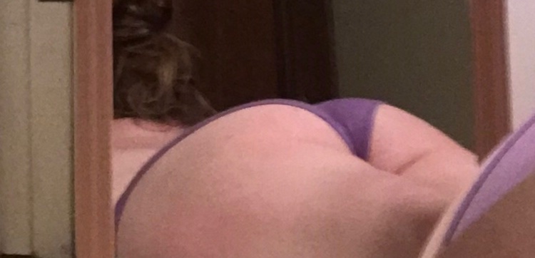 BrieBunny1's tweet photo. You see me sunbathing what’s your next move?
#nsfw #thickgirlmagic #fatbottomgirl #cashsub https://t.co/lUhqSbnfIP