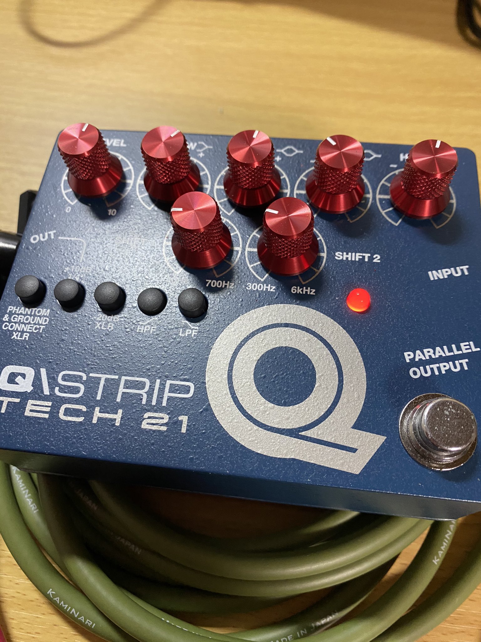 TECH21 Q STRIP（Tech 21 Q Strip 中古 1216940 Tech 21(テック