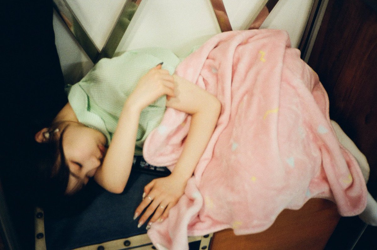 she is so tiny :cc