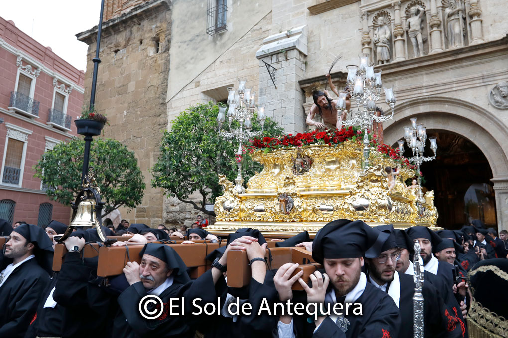📰 #Antequera #Cofradías #MayorDolor ✝️
👉 Recorrido procesión del sábado 9: Zapateros, Viento, Pasillas, Peñuelas, Carreteros, Infante, Alameda, Merecillas, Laguna, Cantareros, Lucena y regreso al templo.
#cofradeATQ <a href="/MayorDolor/">Cofradiamayordolor</a> 
⤵️ Todo el artículo: bit.ly/3iwYm8c