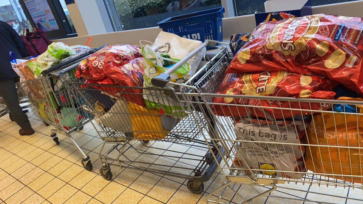 Some of the house captains went to the shops to use up the money donated from pupils this morning, to finish off our foodbank collections. Keep an eye out for the announcement of our overall total and some action pics later 💛❤️💙💜