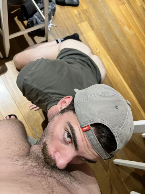 Who else is going to grow down my throat? https://t.co/bx7zOPmbk6