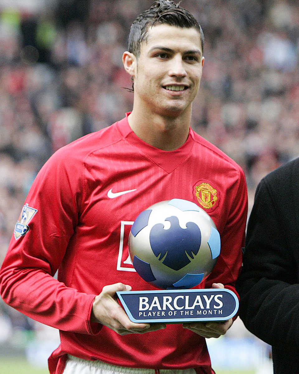 Lawrett89725971's tweet photo. Cristiano Ronaldo wins the Player of the Month award in his first month back in the Premier League.

He last won it in 2008 ⏪ https://t.co/k11AzM9wE8

#GOAT #Cardano #CANMNT #JAKE #OleOut #OnMyBlock #ElonMusk https://t.co/mdhEIOdE4V