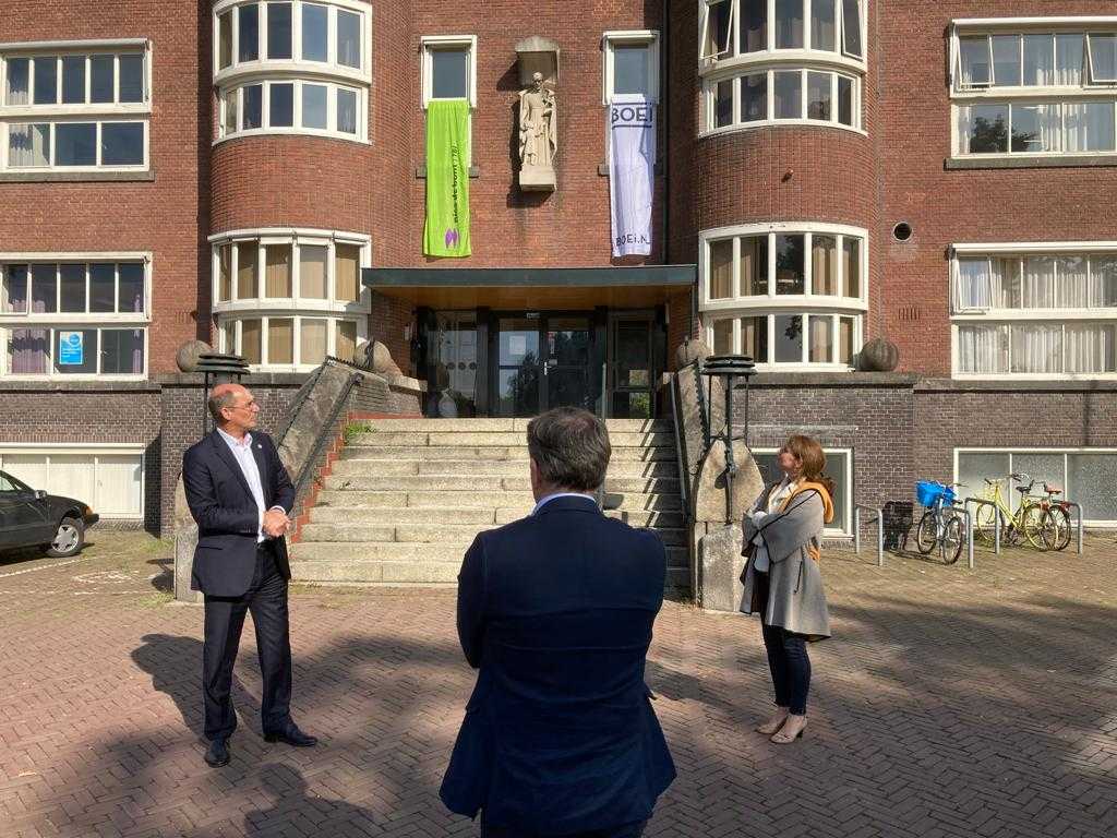 MolenaarenCo's tweet photo. Oscar Dusschooten wethouder van Tilburg aanwezig bij start #Vincentius te Udenhout samen met Sylvia Pijnenborg van #BOEi en Boudewijn de Bont van #TBI. https://t.co/ddCiLPcA2t