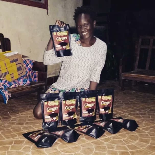 KibajjoBoy's tweet photo. Amazing photos full of positive testimonies from our client in Gulu.
Thanks Joanita Ayenyo for ordering with us.
@LoneWalker_256 @kaweesimark @AAssimwe @WashFellowship
@joatukunda @mary_apolot #happycustomer😍 #businessman #makesales #naturalproductsthatwork #kibajjonaturalginger https://t.co/lGX2NJqA98