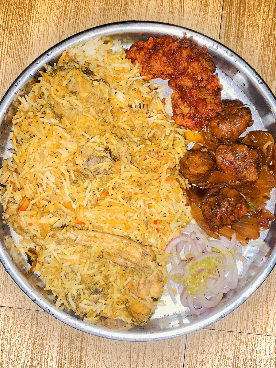 KhaadyaHub's tweet photo. One plate meal is so satisfying to have.

In frame :- 
1. Chicken Biryani
2. Chicken Fingers
3. Chicken Manchurian

Price :-
1. ₹100
2. ₹10 (per piece)
3. ₹70 (Full)

Ratings :- 3.2/5
Location :- Sector 9, CDA, Cuttack

#khaadyahub #chicken #biryani #chickenfingers #manchurian https://t.co/ylYIBdcOHH