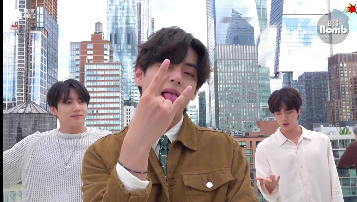 tkchronicles's tweet photo. I have three moods as shown by jungkook, taehyung and seokjin :D https://t.co/uHPv0VMwU0