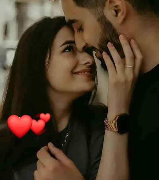 ٹھیک ہے وہ ملا تھا کچھ لمحے...
تم مگر اس کو — زندگی لکھنا....