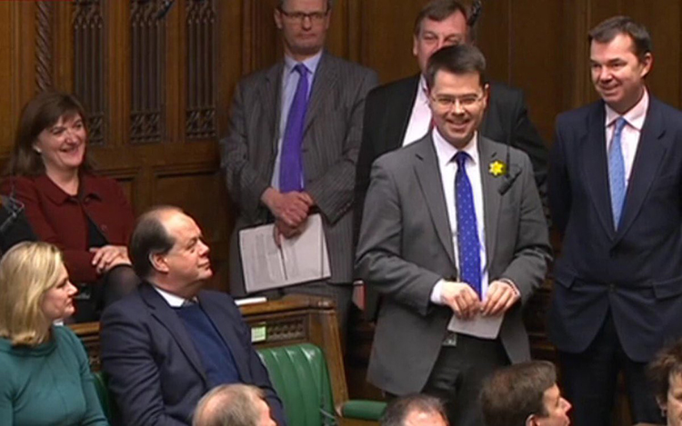We are deeply saddened to hear that @JBrokenshire has passed away. After his initial diagnosis in 2018, James helped to shine a much-needed spotlight on lung cancer, holding a debate in Parliament to call for a national lung cancer screening programme:
