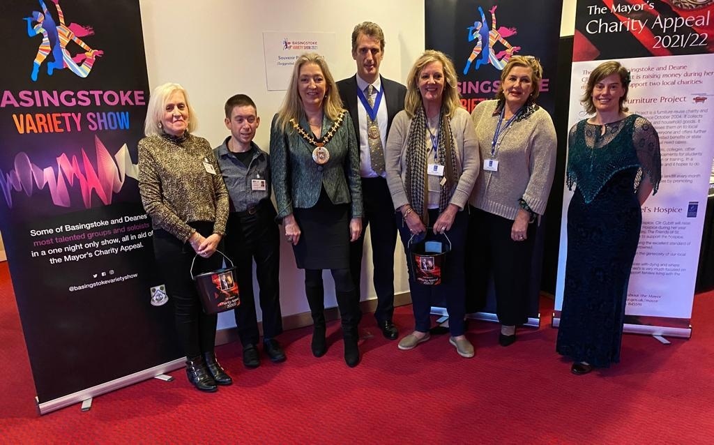 BasingMayor's tweet photo. Had a great evening at @thebvs2021 last weekend! The Charity volunteers were so generous with their time. What amazing talent we have in our wonderful borough.  We loved every minute of the evening. Luis was a brilliant compère. Magical. Magical. Magical. Thank you Basingstoke.🙏🏻 https://t.co/NhxZb6a286