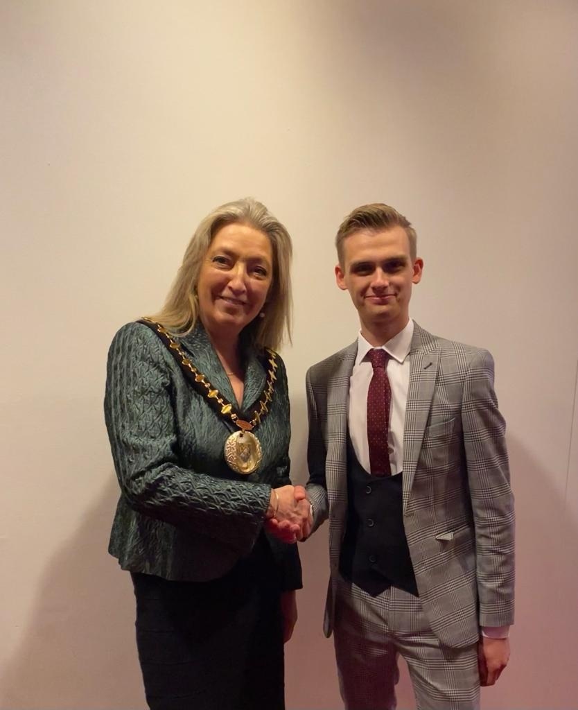 BasingMayor's tweet photo. Had a great evening at @thebvs2021 last weekend! The Charity volunteers were so generous with their time. What amazing talent we have in our wonderful borough.  We loved every minute of the evening. Luis was a brilliant compère. Magical. Magical. Magical. Thank you Basingstoke.🙏🏻 https://t.co/NhxZb6a286