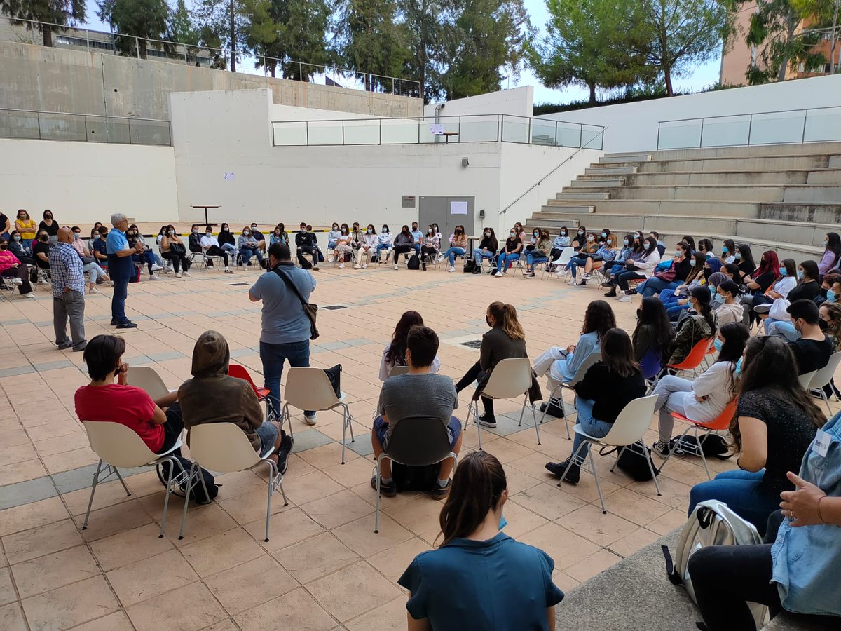ADYVUMU's tweet photo. 🔻Hoy ha tenido lugar el proyecto #HaciaElEverest promovido por @ftsocialmurcia  y la asociación @emausmurcia   con el objetivo de la formación del estudiantado UMU en iniciativas sociales.

¡¡Gracias por vuestra labor!!🚀
#Traperos #Mentores #UMUSolidaria #Everest https://t.co/gBpavq8nWL