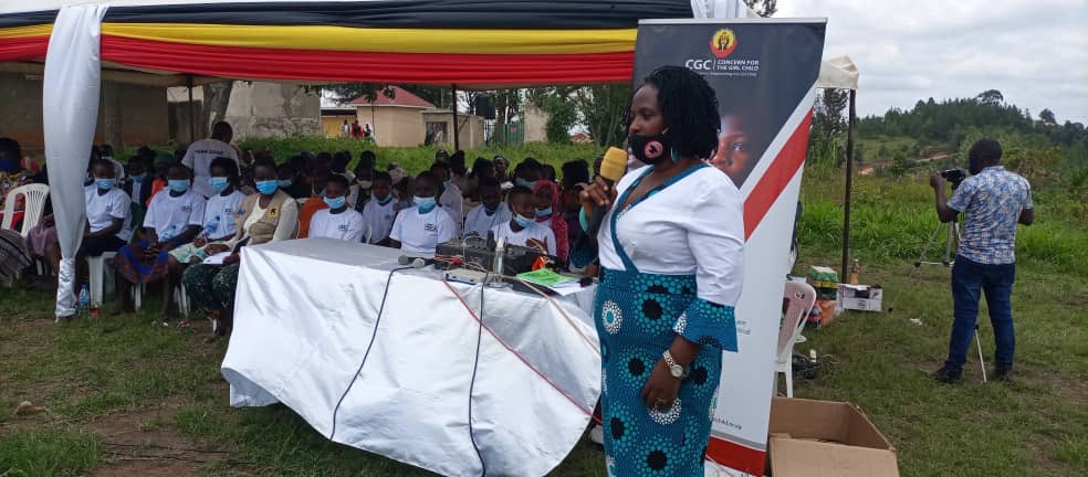 Marvin Dhabanji (@mdhabanji) on Twitter photo #digitalgenerationforallgirls happening now; 7th conference in commemoration of the international girl child day <a href="/cogeUG/">COGEuganda</a> <a href="/WEGCDA3/">WEGCDA</a> <a href="/ElliotOrizaarwa/">Elliot Orizaarwa</a> <a href="/MonahUngweru/">Monica Atim 🇺🇬🇿🇲</a> #digitalgenerationforallgirls happening now; 7th conference in commemoration of the international girl child day <a href="/cogeUG/">COGEuganda</a> <a href="/WEGCDA3/">WEGCDA</a> <a href="/ElliotOrizaarwa/">Elliot Orizaarwa</a> <a href="/MonahUngweru/">Monica Atim 🇺🇬🇿🇲</a>