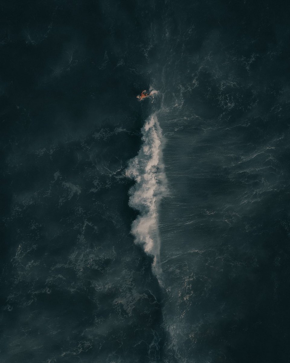 MarcEddy17's tweet photo. #AloneRanger #SenseOfScale #solitude #ocean #waves #photography 

🌀😷👣Alone Ranger No.62 [Courtesy of the photographer ⁦@colourwrks⁩]👣😷🌀 https://t.co/cITpYzj7dE