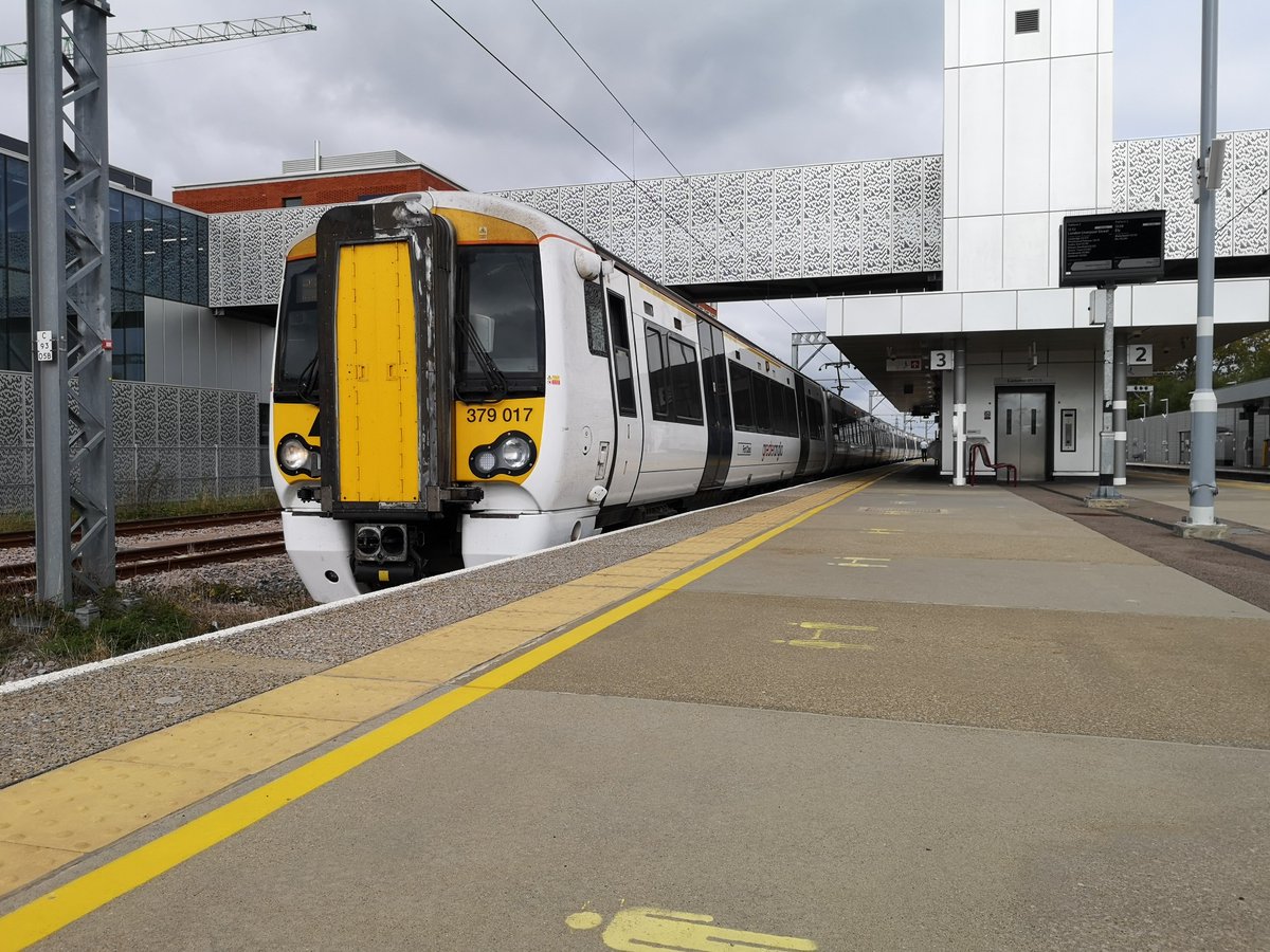 DownOnTheStour's tweet photo. From Stadler at Norwich to Bombardier around Cambridge!
Time for the excellent 379s back to the Capital!
#DispatchersOfTwitter #trainphotography #railwayphotography #railwaytwitter #stadler #class755 #class379 @greateranglia https://t.co/iaZzmrPAjf
