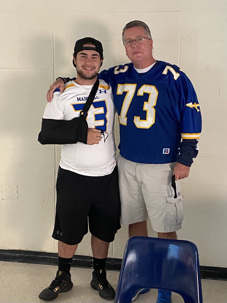 ChrisPaulli's tweet photo. Today is Teacher Appreciation Day at Mahopac, and I choose Mr.Hunt who was a baseball coach for me and a great teacher during the pandemic. @MahopacFB https://t.co/5jwRsZpLOi