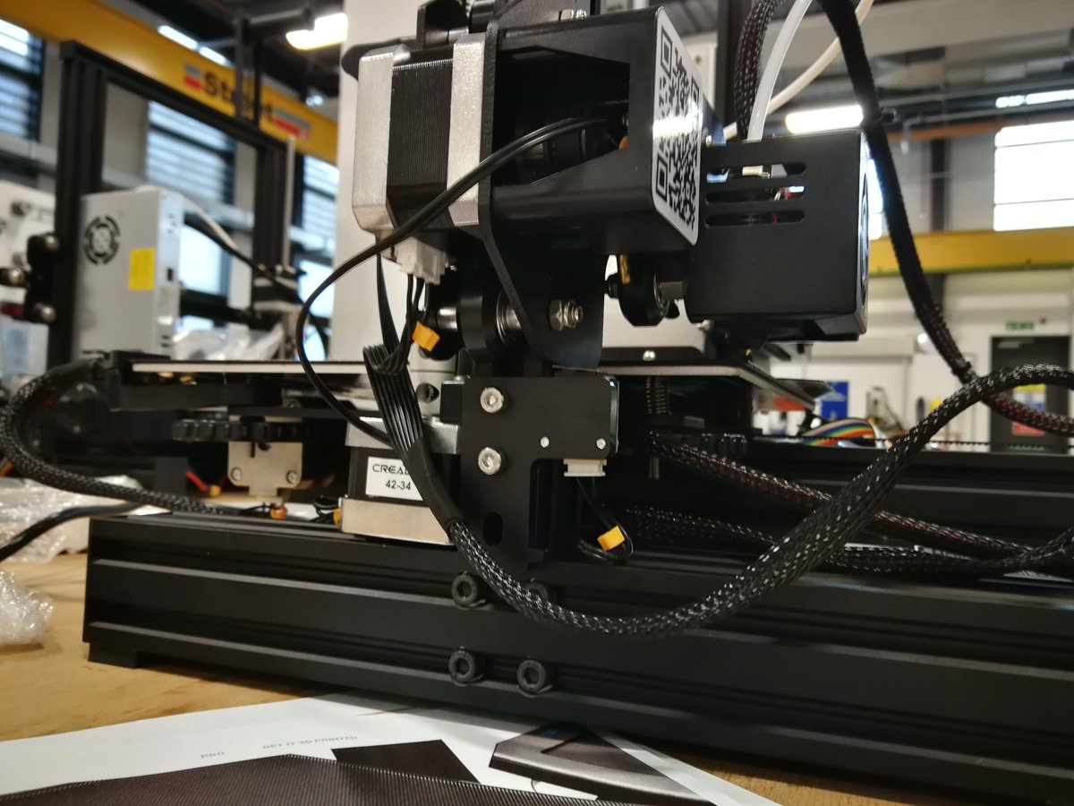 pete_dorrington's tweet image. More 3DPrinter labs today @SUEngineering - students getting stuck in and great to problem solve with them as they build individual machines. Also offering them flexibility of building in labs or at home, and using in labs or at home! #learningthroughdoing