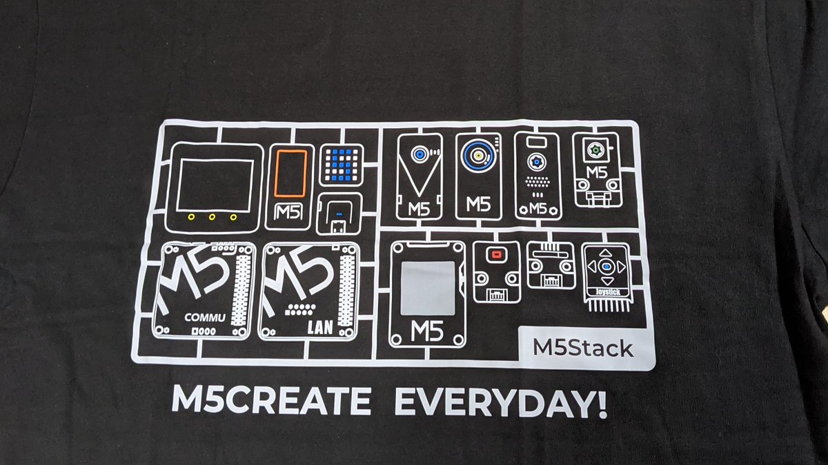 siroitori0413's tweet photo. Tシャツ、とても素敵なデザイン！
うちにも届いてめちゃうれしい！
ありがとうございます。
#M5Stack_Contest_2021 https://t.co/7MMpsrDBnH