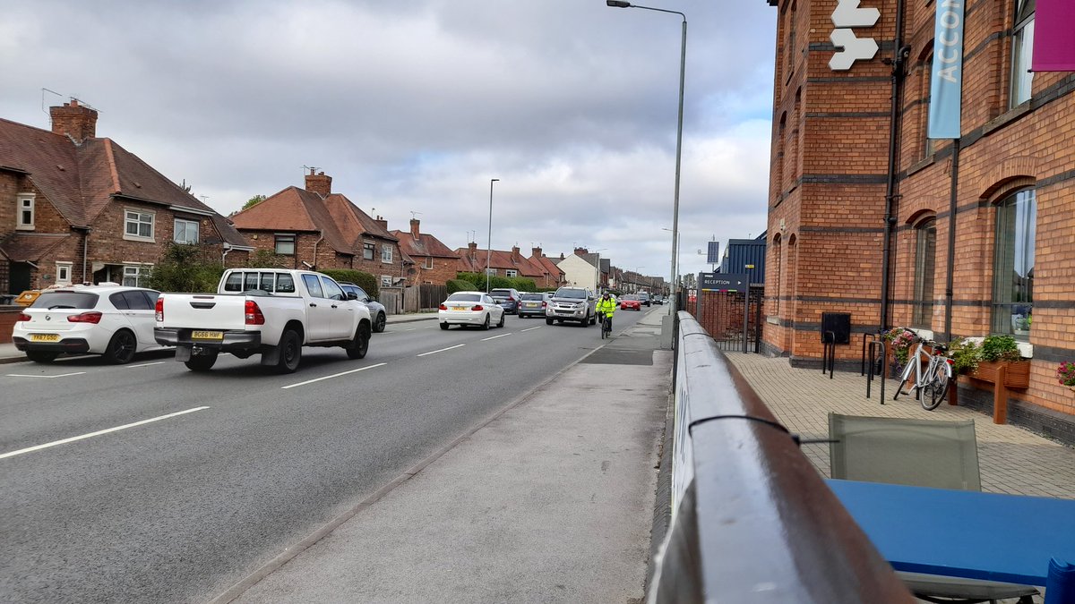 ActiveTravelCre's tweet photo. Someone pointed this out to me, and it seems true, that in Crewe at least, drivers are more likely to give 1.5m #spaceforcyclists 
Thank you all. @cheshirepolice @AAPresident https://t.co/6EYA3HIIIO