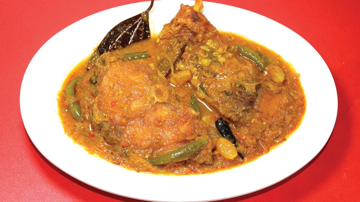 EzLowCalRecipes's tweet photo. Doi Katla - Popular Bengali Traditional #Fish Curry Recipe Doi Maach 
https://t.co/tenZmPA7Yc
#LowCalorieRecipes https://t.co/0H93zwicnY