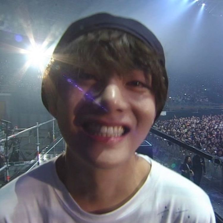 aa_hyung's tweet photo. Kim taehyung <3 https://t.co/VVkYBAWEwo
