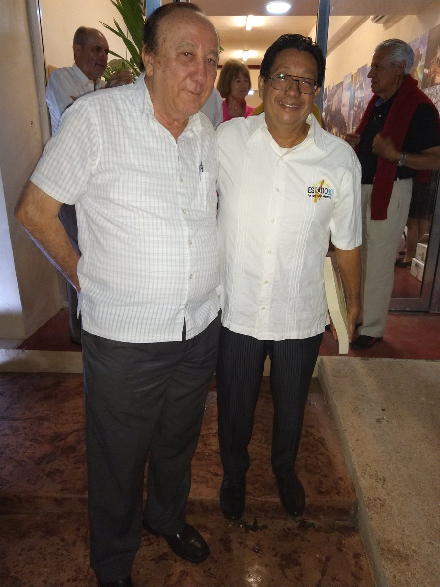 Hoy #QuintanaRoo cumple 47 años como Estado Libre y Soberano su historia es viva porque aún la pueden contar cada uno de sus gobernantes. Muchas felicidades a quienes han hecho posible el desarrollo de #QuintanaRoo47 <a href="/CarlosJoaquin/">Carlos Joaquín</a> <a href="/LauFdzOficial/">Laura Fernández 💫</a> <a href="/mapachestec/">@MAPACHESTec</a> <a href="/GobQuintanaRoo/">Gobierno Quintana Roo</a>