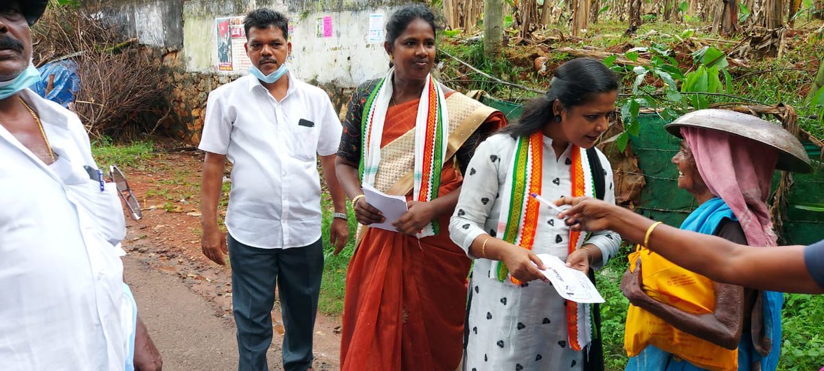 TharahaiC's tweet photo. supported Mrs.Gilda #Vellamcode Panchayat 5th Ward By-Election #Congress_Candidate and collected votes in Vellamcode panchayat.
@RahulGandhi @congress_ @priyankagandhi @dineshgrao @KS_Alagiri @INCTamilNadu @kcvenugopalmp @SanjaySDutt @DrAChellaKumar @PChidambaram_IN @INCIndia https://t.co/9E9rtZuLDY