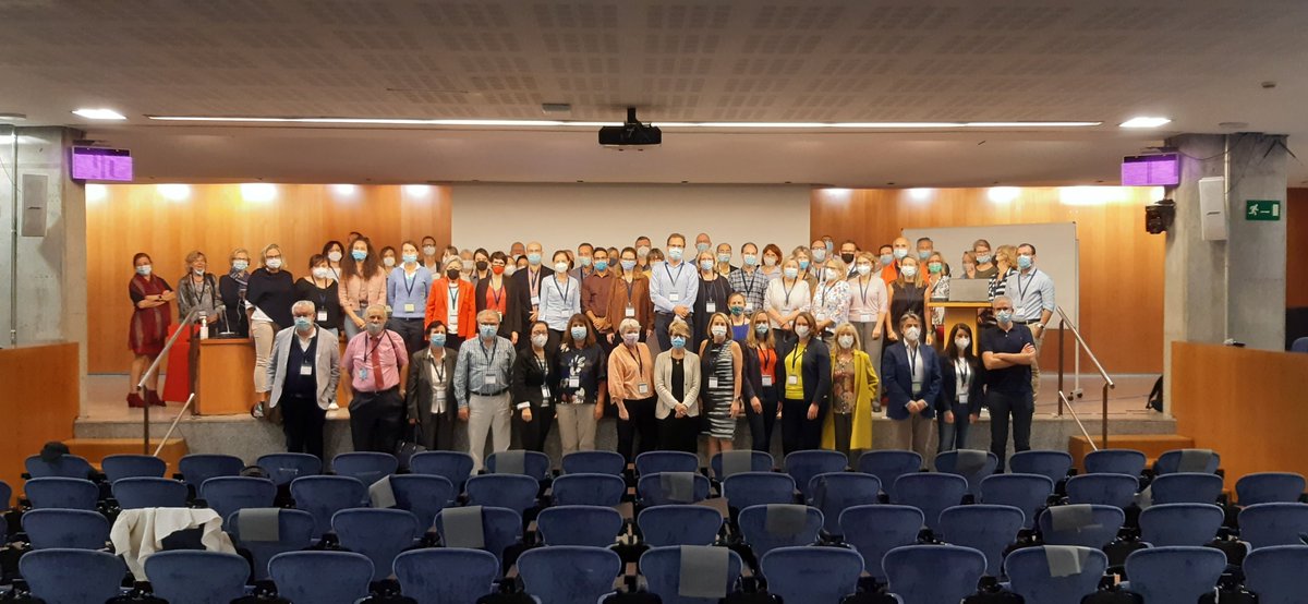 vallhebron's tweet photo. Organitzem la trobada anual sobre #neuroblastoma de #SIOPEN, associació vicepresidida pel Dr. Lucas Moreno, cap d'Oncologia i Hematologia Pediàtriques i investigador del grup de Recerca Translacional en Càncer en la Infància i l'Adolescència del @VHIR_.
https://t.co/Fp0BruEeby https://t.co/XLpay6FVa7