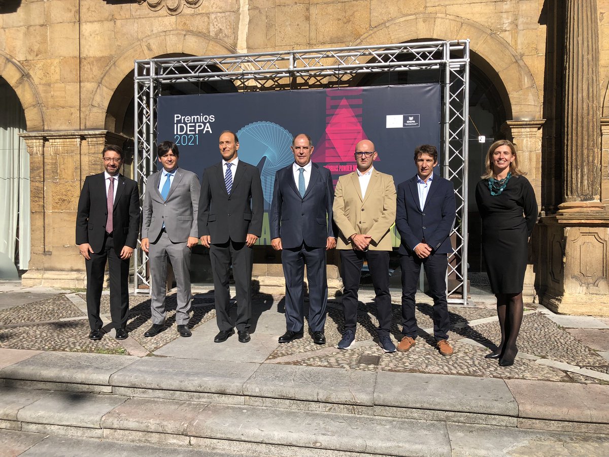 agenciasekuens's tweet photo. Un orgullo y un placer haber celebrado hoy el acto de entrega de los #PremiosIDEPA 😀 hoy estamos muy emocionados ¡Enhorabuena #Exade #AstillerosGondán y #PMG por vuestro esfuerzo y talento! 👏👏👏 #internacionalización #innovación #crecimientoempresarial https://t.co/4gfVkmzo1l