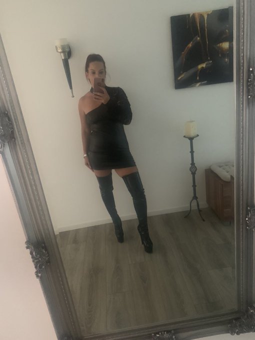 Einen sch&ouml;nen Freitag wasche ich euch https://t.co/tAwrLtaCTm