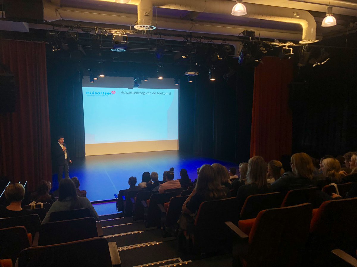 Vanmiddag spreken op het doktersassistenten symposium! 

Mooi om te zien dat er naast het Wenckebach symposium voor huisartsen ook een middag vol professionalisering voor deze enthousiaste doktersassistenten wordt georganiseerd! 

<a href="/HuisartsenOZL/">HuisartsenOZL</a> <a href="/Zuyderland/">Zuyderland</a> <a href="/MCCOmnes/">MCC Omnes</a>