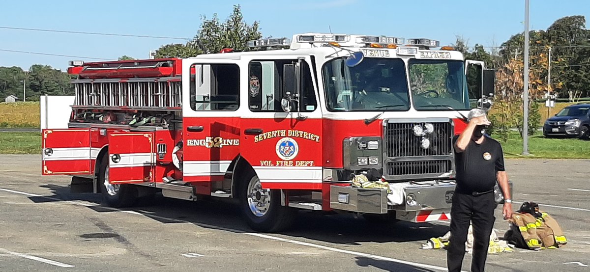 Thank you to the Seventh District Fire Department for spending time with our students today! Thank you for your service to our community.