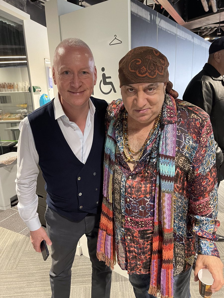 Jim White tweet media