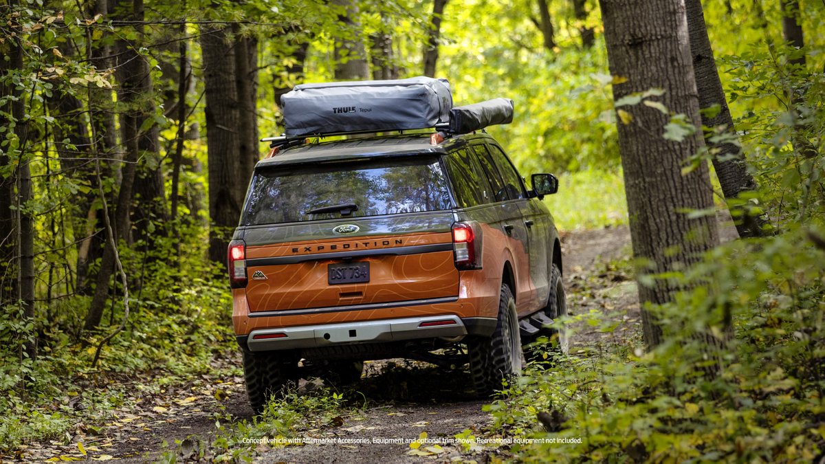 Ford's tweet photo. Built for more extreme adventures - the Expedition Timberline Off-Grid concept vehicle, based on the 2022 #FordExpedition Timberline series is upfitted to help adventurers confidently trek to hard-to-reach mountainside trailheads, remote lakes and distant desert dunes. https://t.co/ErMdGakU8x