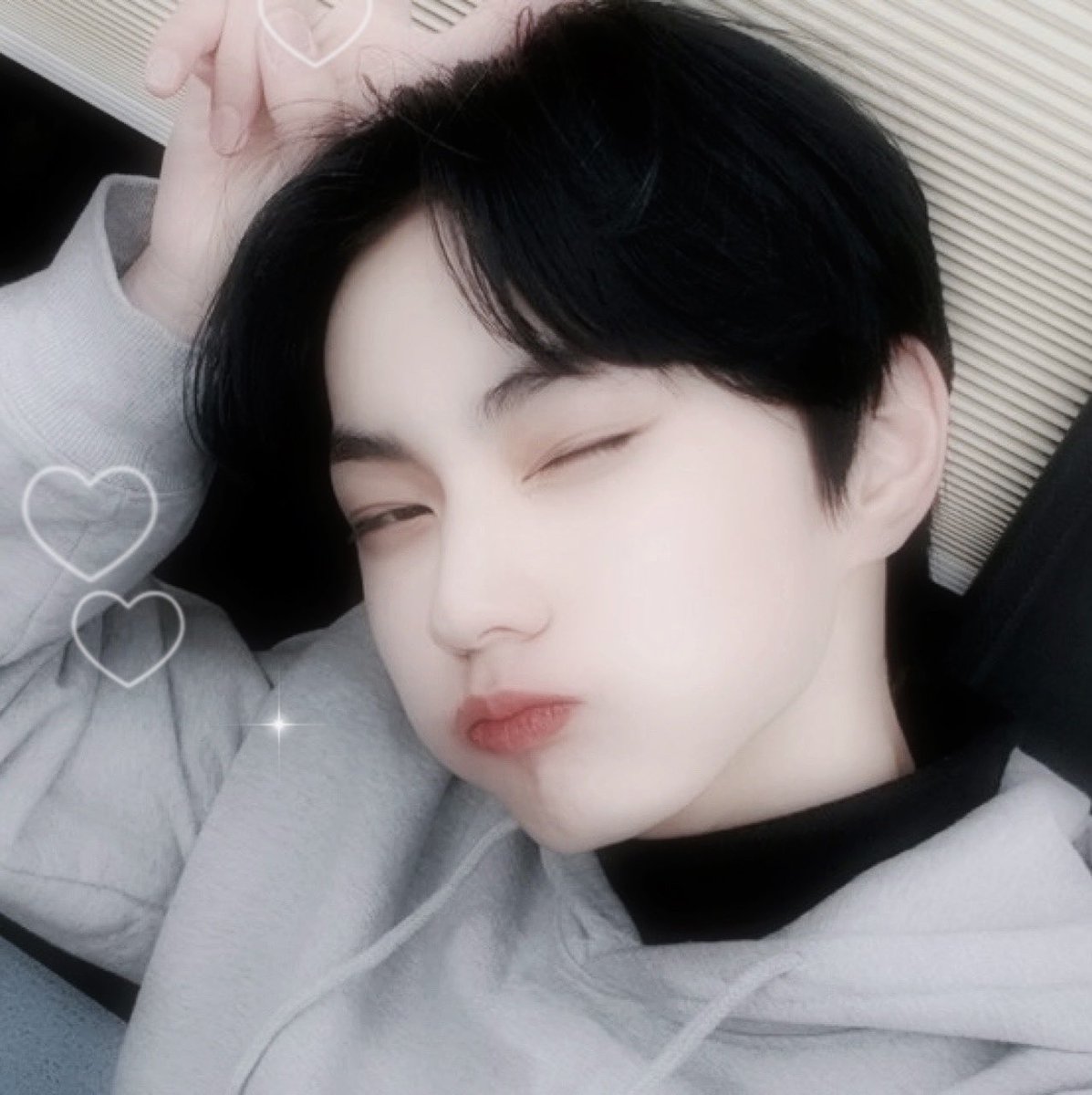 gottalovewony's tweet photo. with my honeybunchsugarplumbabycakes4life💞

[ #ENGENESelcaDay #ENSD #JUNGWON ] https://t.co/8W05sidEB5