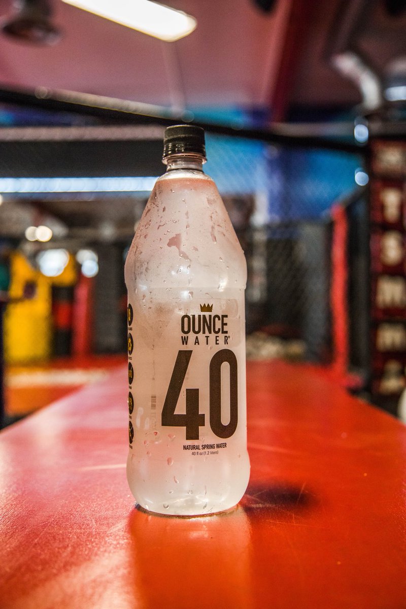 GetOunced's tweet photo. Your body is 60% water, so make sure you’re staying hydrated throughout the day for a healthier and happier you! #GetOUNCED https://t.co/heFEvRgcj6