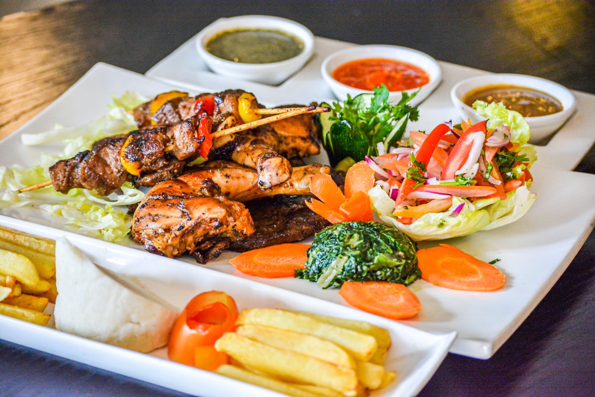 PrideinnHotels's tweet photo. Explore the capital's finest offerings as you bond with family and friends over our iconic signature barbecue delights at our Garden Restaurant @PrideInnAzure this weekend.
#BarbecueWeekend #GardenRestaurant #PrideInnAzure https://t.co/wTJ8MtynPA