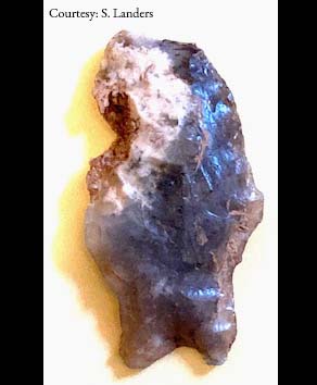 archaeology_aia's tweet photo. A Duncan point for #IADartifact of the day stone tool week! This Mid-Late Archaic (3,700-2700 B.P.) point was found at Roxborough State Park and is 32mm long, 18mm at its greatest width, and 11mm wide at the stem. An impurity in the chert caused the defect you see. #IAD2021 https://t.co/2pTOvBVjAz