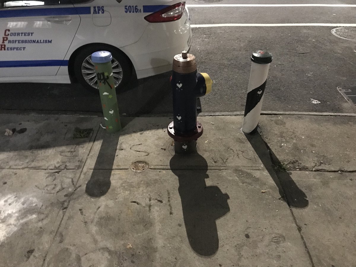 Reported_NYC's tweet photo. The driver 501614 parked illegally near 383 Irving Ave on October 7. This is in Brooklyn Community Board 04 & #NYPD83. #VisionZero https://t.co/IGfGSD3CDD