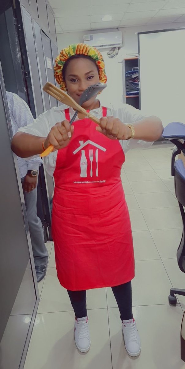 UBACongo's tweet photo. Toujours heureux de vous mettre au premier plan.
Toujours heureux de vous faire sourire.
Toujours heureux de vous servir; C'est notre promesse envers vous.
Merci de nous avoir choisi 🥰🥰
#CustmerServiceWeek #CSW2021 https://t.co/uvc9KSLyp3