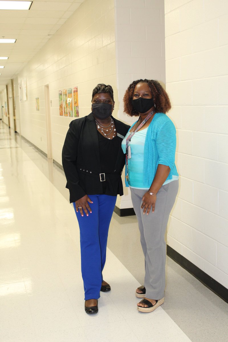 PGE_HCS's tweet photo. This morning we are having our STEM recertification ceremony!!!!! #pge_hcs #STEMG @HenryCountyBOE @CopperTracie https://t.co/us9qoPxf2n