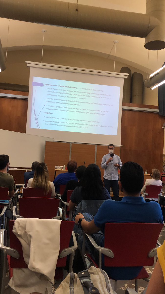 Xerrada inaugural del Màster d’Atenció Pal.liativa Integral a Persones amb Malalties Avançades de la <a href="/UABBarcelona/">Universitat Autònoma de Barcelona</a> a càrrec de <a href="/InakiSaralegui/">Iñaki Saralegui</a> <a href="/HospitalSantPau/">Sant Pau - Campus Salut Barcelona</a> #atenciopalliativa #atencionpaliativa