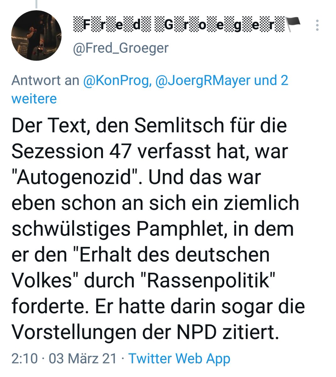 robertwagner198's tweet photo. Warum die Einstufung des „Instituts für Staatspolitik“ als gesichert rechtsextrem vollkommen richtig ist, ein Bsp.: Der IB-Ideologe Martin #Semlitsch schwärmt in der #Sezession vom NS-Ahnenpass u. zitiert zustimmend einen NPD-Antrag zum „biolog. Fortbestand des deutschen Volkes". https://t.co/sDgTa8FRnW