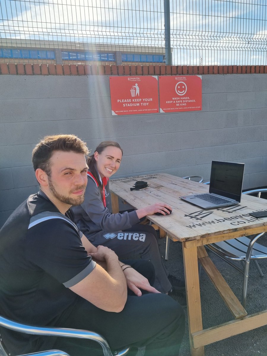 kerryswarbrooke's tweet photo. Outdoor learning in October???
@LCFCFoundation
#alwayscameraready @_AliceCarter_ https://t.co/ZkWi29fCY7