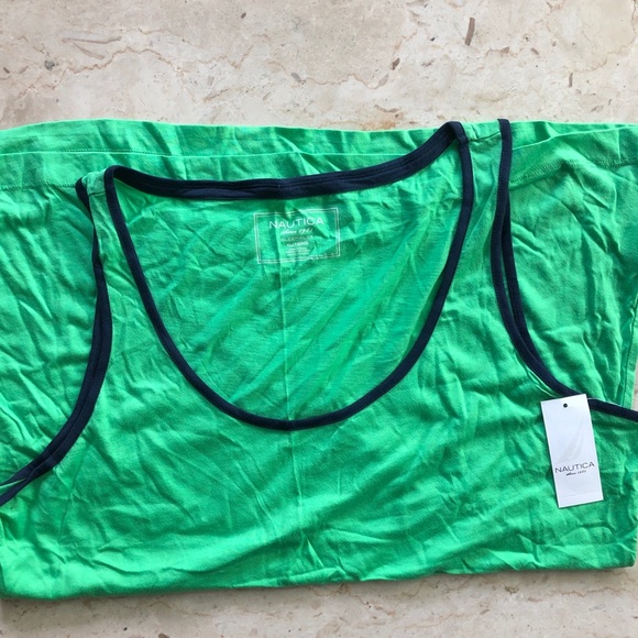 te_andra's tweet image. So good I had to share! Check out all the items I'm loving on @Poshmarkapp from @tamscogal #poshmark #fashion #style #shopmycloset #nike #nautica #george: posh.mk/8nAOYbJJbkb